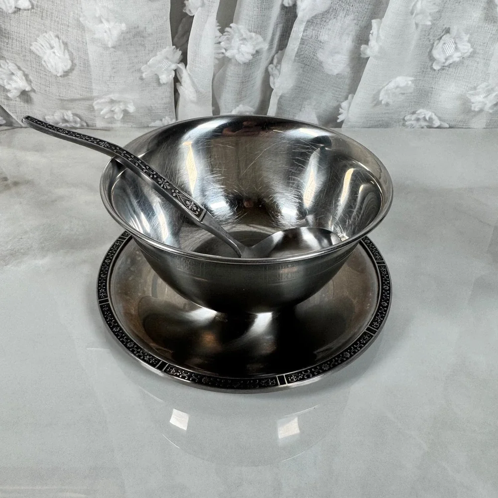 Vintage Cordova Stainless Steel Gravy Boat‎ With Ladle Attached Underplate MCM